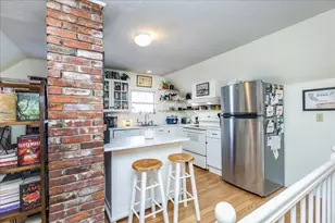 16 Bentley St, Salem, MA 01970 - Photo 3