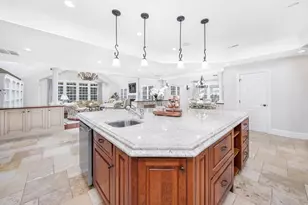 568 Wellesley St, Weston, MA 02493 - Photo 13