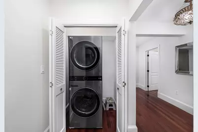 568 Wellesley St, Weston, MA 02493 - Photo 25