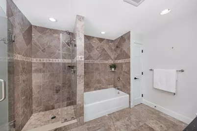 568 Wellesley St, Weston, MA 02493 - Photo 35