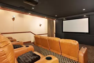 568 Wellesley St, Weston, MA 02493 - Photo 31