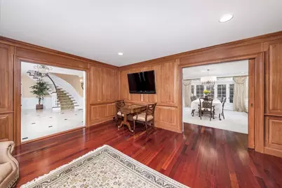 568 Wellesley St, Weston, MA 02493 - Photo 9