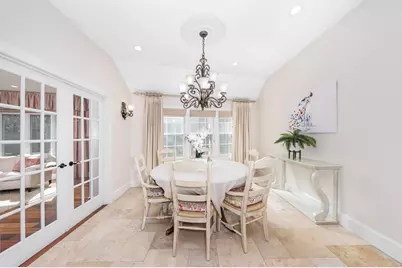 568 Wellesley St, Weston, MA 02493 - Photo 15