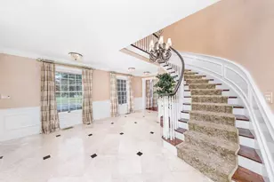 568 Wellesley St, Weston, MA 02493 - Photo 7