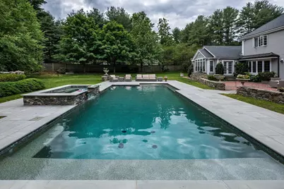 568 Wellesley St, Weston, MA 02493 - Photo 5