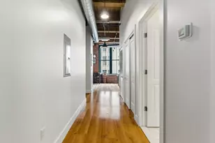 49 Melcher St, Boston, MA 02210 - Photo 17