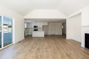 4 Hayley Cir, Rochester, MA 02770 - Photo 5