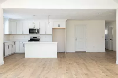 4 Hayley Cir #0, Rochester, MA 02770 - Photo 1