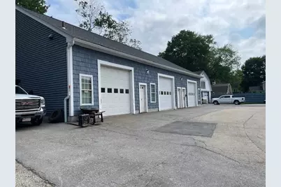 1015 Broadway, Haverhill, MA 01832 - Photo 3