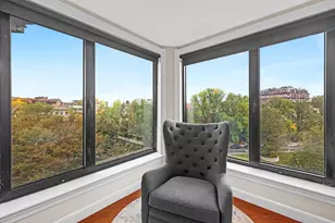 390 Commonwealth Ave, Boston, MA 02215 - Photo 11