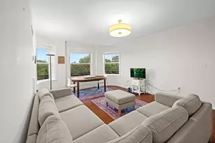 390 Commonwealth Ave, Boston, MA 02215 - Photo 3