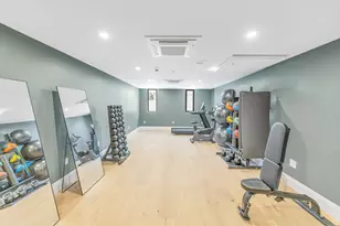 34 Oak St, Boston, MA 02136 - Photo 17