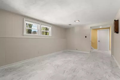 19 Rolling Ln, Framingham, MA 01701 - Photo 17