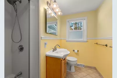 19 Rolling Ln, Framingham, MA 01701 - Photo 11
