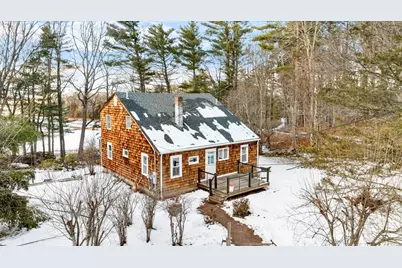 24 Lufkin St, Essex, MA 01929 - Photo 1