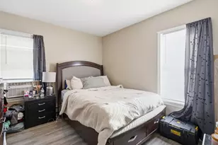 37 Holman St, Attleboro, MA 02703 - Photo 13