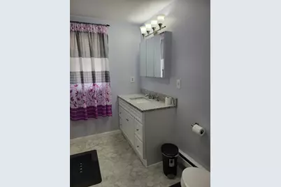 35 Genessee St #E, Worcester, MA 01603 - Photo 11