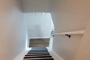 35 Genessee St, Worcester, MA 01603 - Photo 17