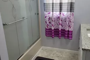 35 Genessee St, Worcester, MA 01603 - Photo 13