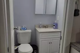 35 Genessee St, Worcester, MA 01603 - Photo 11