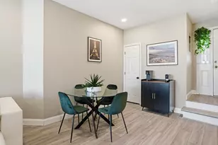 55 Bradford Commons Ln, Braintree, MA 02184 - Photo 11