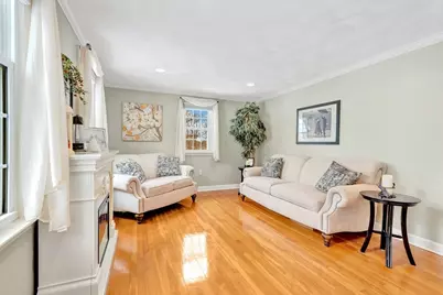 4 Colburn Street, Burlington, MA 01803 - Photo 5