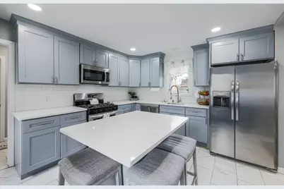 9 Granite St, Milford, MA 01757 - Photo 15