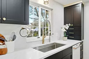 8 Phinney Rd, Lexington, MA 02421 - Photo 9