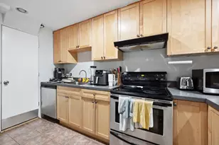 12 Foster, Boston, MA 02109 - Photo 13