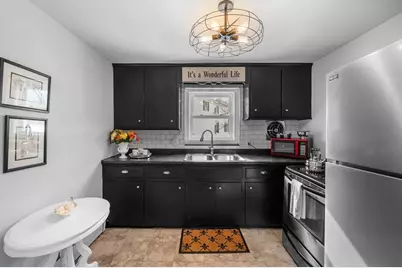 1 Boardman Street #6, Salem, MA 01970 - Photo 5