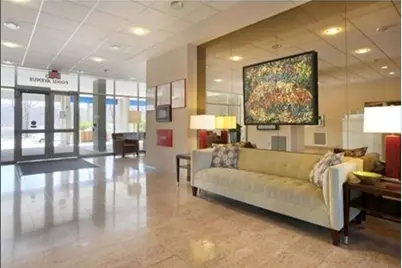 33 Pond Ave #813, Brookline, MA 02445 - Photo 5