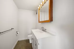 95 Nahant St, Lynn, MA 01902 - Photo 17