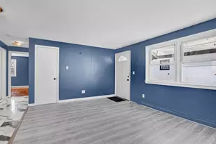 9 Utica St, Springfield, MA 01104 - Photo 9