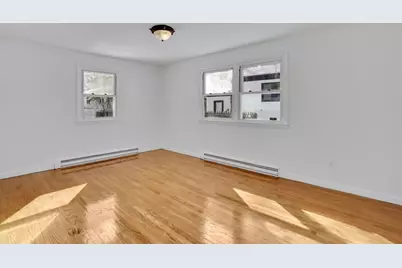 9 Utica St, Springfield, MA 01104 - Photo 19