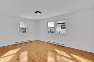 9 Utica St, Springfield, MA 01104 - Photo 19