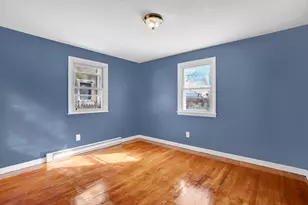 9 Utica St, Springfield, MA 01104 - Photo 17