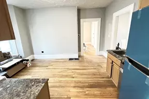 31 Ridgeway St, Lynn, MA 01902 - Photo 3