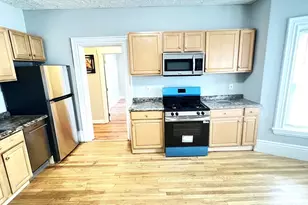 31 Ridgeway St, Lynn, MA 01902 - Photo 1