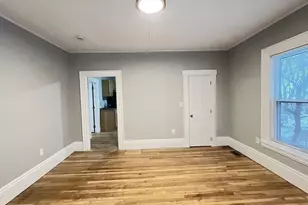 31 Ridgeway St, Lynn, MA 01902 - Photo 5