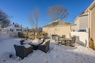 29 Waldo St, New Bedford, MA 02745 - Photo 31