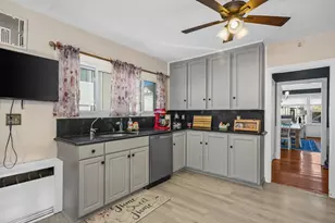 29 Waldo St, New Bedford, MA 02745 - Photo 7