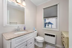 29 Waldo St, New Bedford, MA 02745 - Photo 17