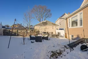 29 Waldo St, New Bedford, MA 02745 - Photo 33