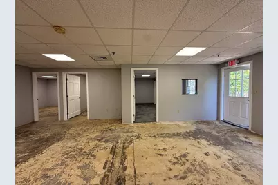 694 Main Street, Holden, MA 01520 - Photo 13