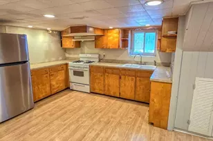 174 Slocum Rd, Dartmouth, MA 02747 - Photo 11