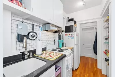 1407 Beacon St #8, Brookline, MA 02446 - Photo 13