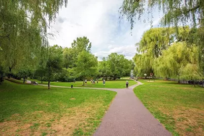 1407 Beacon St #8, Brookline, MA 02446 - Photo 21