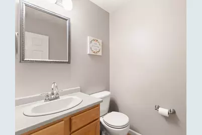 19 Amherst Rd, Shrewsbury, MA 01545 - Photo 13