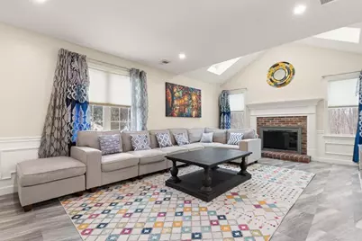 19 Amherst Rd, Shrewsbury, MA 01545 - Photo 9