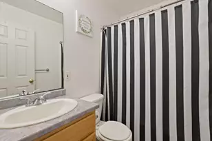 19 Amherst Rd, Shrewsbury, MA 01545 - Photo 29